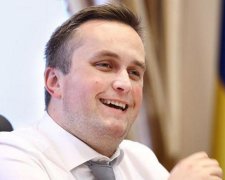 Холодницького спіймали на пляжі з соковитою блондинкою: фото