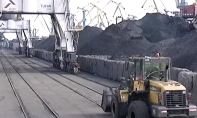 Видобуток вугілля, скріншот з відео