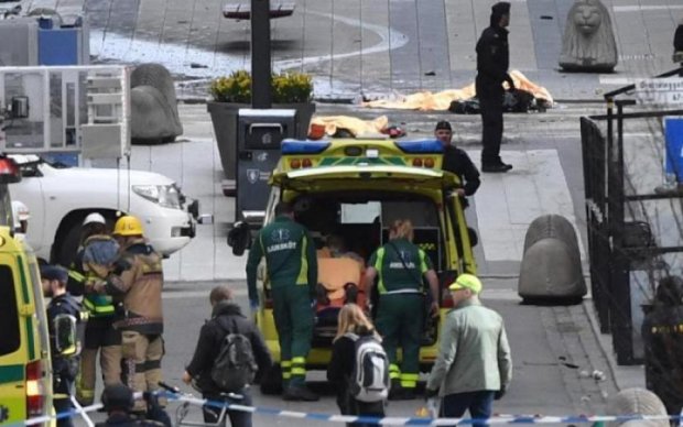 Теракт в Стокгольме: появились жуткие подробности и фото

