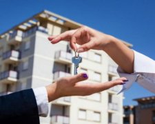 Українцям розповіли, як назбирати на житло