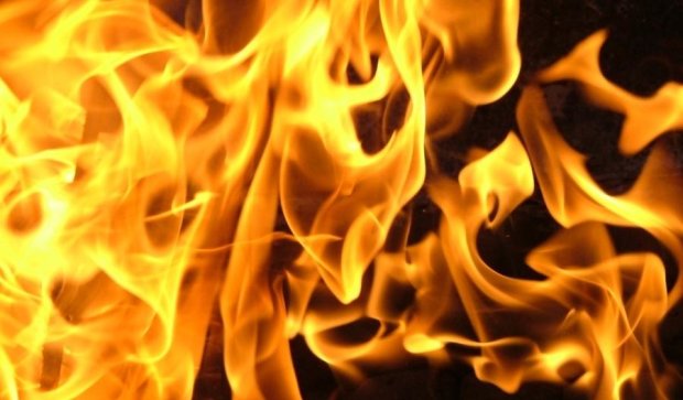 Масштабна пожежа спалахнула в Одесі