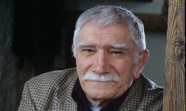 Армен Джигарханян