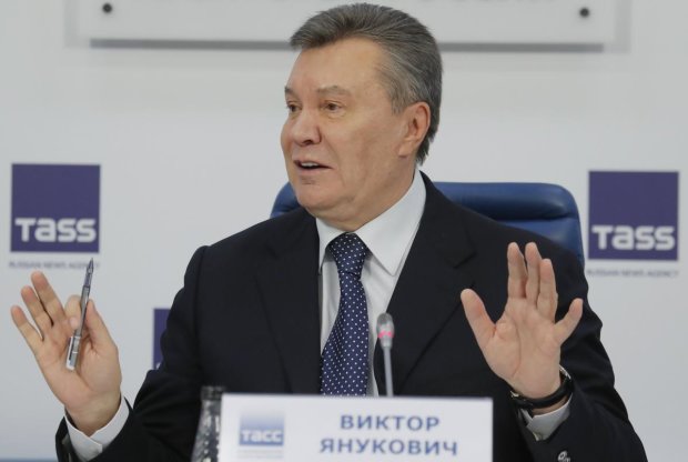 Янукович обратился к Украине: это не я, это все Порошенко