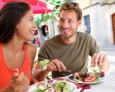 А ви помічали? Встановлено зв’язок між їжею та настроєм