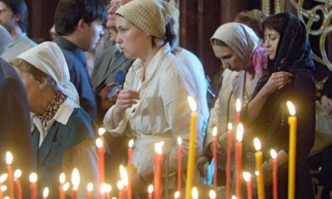 Ніколи не робіть цього із хрестиком: священик назвав головні заборони