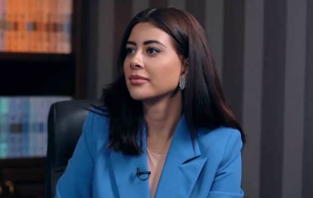 Рамина Эсхакзай, скрин из видео