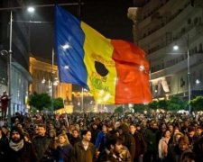 На румынском "майдане" собрались десятки тысяч человек