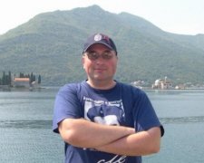 Российский атташе-утопленник обозвал коллег "журнашлюхами"