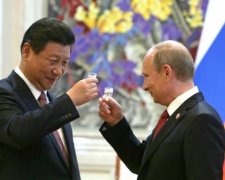 Лідер КНР отримав від Путіна зморшок