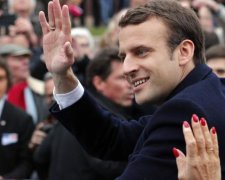 Макрон переплюнув навіть свою дружину