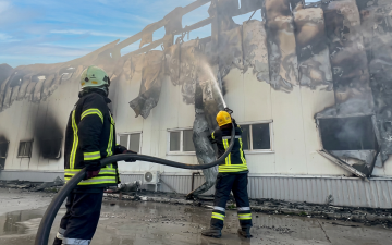 Удари по складах не припиняються: наслідки відчують всі