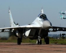 День Повітряних сил: як Порошенко на винищувачі літав