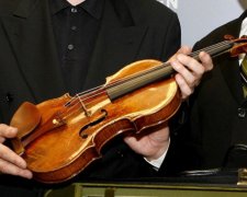 Скрипку Страдіварі врятували від лап бойовиків "ДНР"