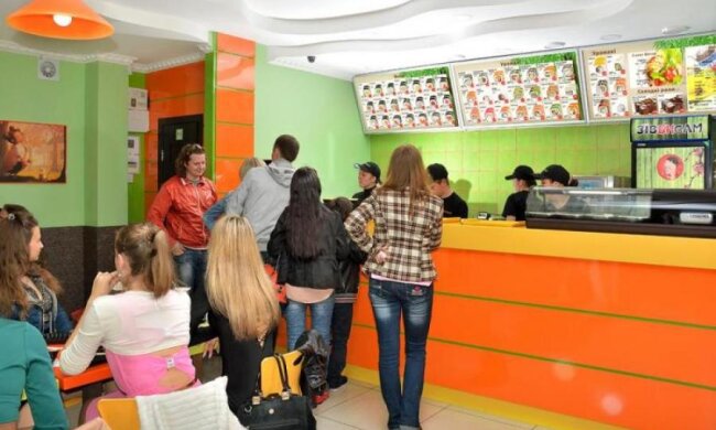 Без страху за вагу: як правильно їсти у ресторанах та не погладшати