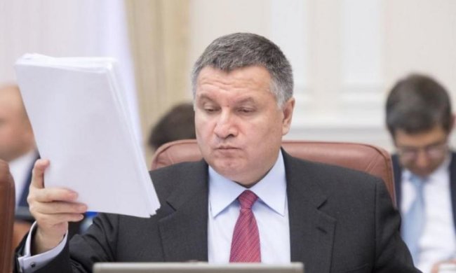 Аваков назвав терміни порятунку Донбасу