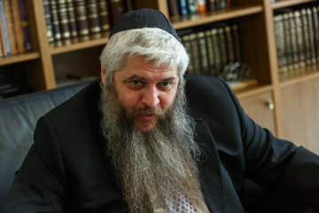 Моше Реувен Азман