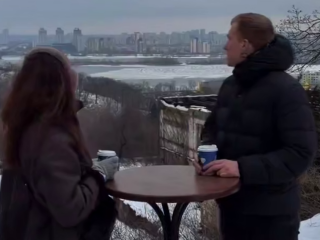 Українці, зима, кава, кадр з відео