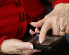 Samsung представив смартфон для інтровертів