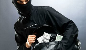 Російський завод "кинув" Україну на 800 тисяч
