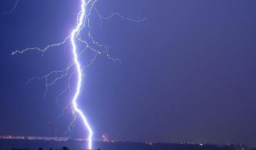 На Львівщині блискавку підозрюють в умисному вбивстві