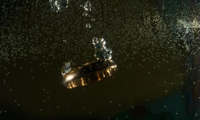 Утерянное обручальное кольцо вернулось к владельцу через 37 лет