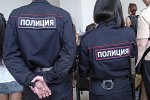 Російські копи відсвяткували 23 лютого з голою жінкою, а потім самі загриміли у відділок: відео