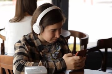 Юлиан, который не заметил Джоли