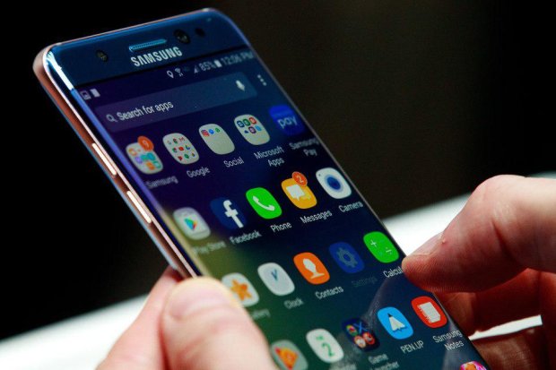 Samsung прокачає бюджетники раніше флагманів