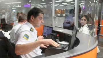 Марокканців зняли з авіарейсу за жарти про терористів 