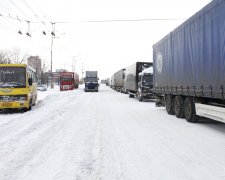 Обнаглеший мажор парализовал движение в центре Киева, но копам наплевать: фото