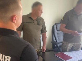 Задержание военкомов, Нацполиция