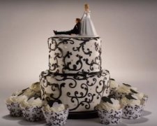 Як змінилися весільні торти за сто років (ВІДЕО)