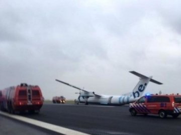 Пасажирський літак злетів зі смуги в Амстердамі