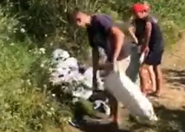 Под Тернополем дети убрали горы мусора после взрослых отдыхающих - "Нам за вас стыдно!"