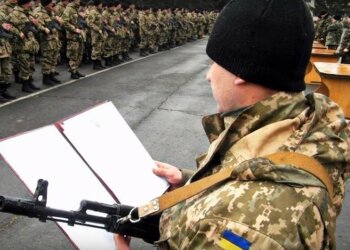 армия, скриншот из видео
