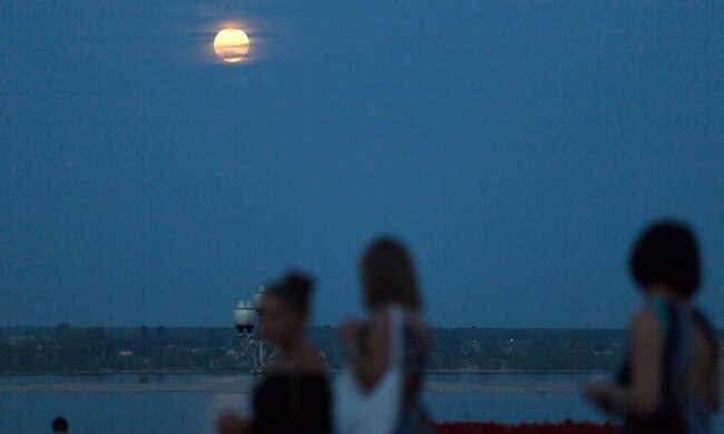 Полнолуние, КП