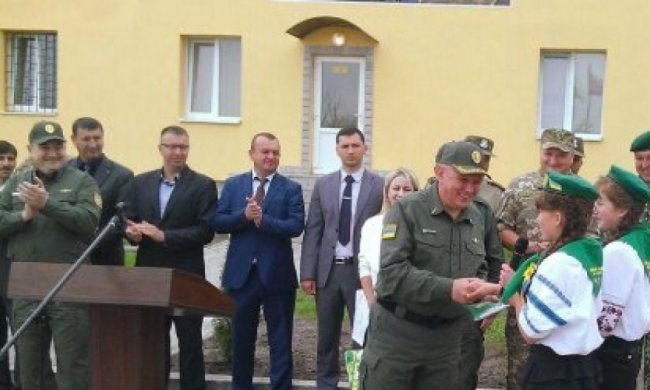 На украинско-польской границе открыли модернизированный отдел