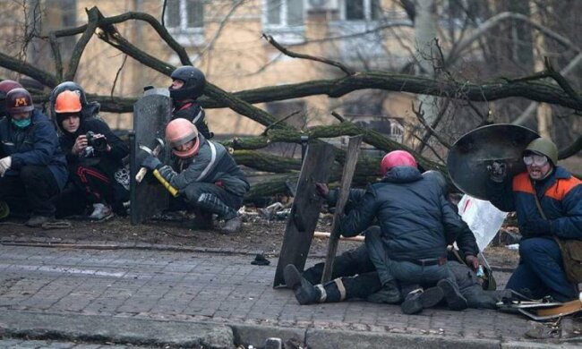 Чотири роки Революції Гідності: успіхи і втрати України