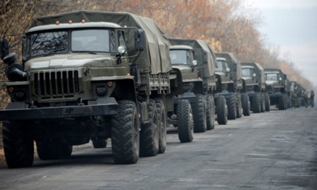   Колонна техники боевиков вошла в Луганск