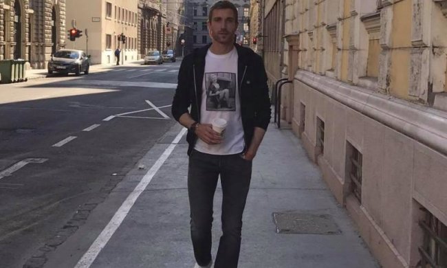 Футбольний експерт вважає, що Ярмоленку немає сенсу їхати в Європу