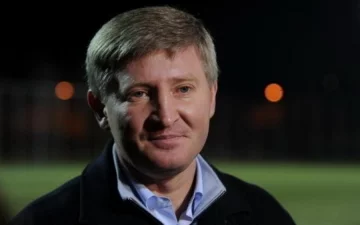 Опальному олигарху запретили въезд в США
