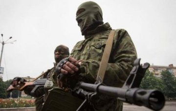 На Донбасі окупанти масово зводять рахунки з життям