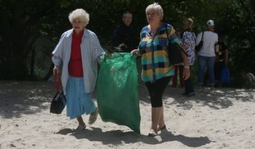 Сохранить озеро на Осокорках просят строителей и мормонов