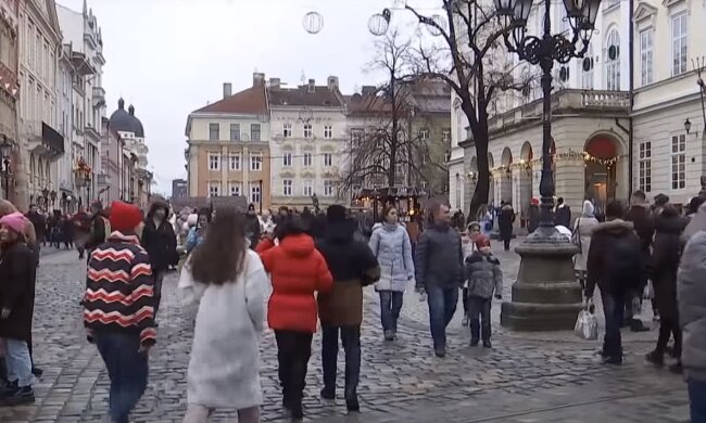 Українці на вулиці, скріншот: Youtube