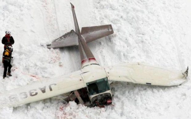Авиакатастрофа в Японии: жертвы целый день пролежали в снегу