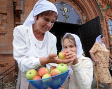 Яблочный спас 2018: церковь уточнила, можно ли есть фрукт до праздника