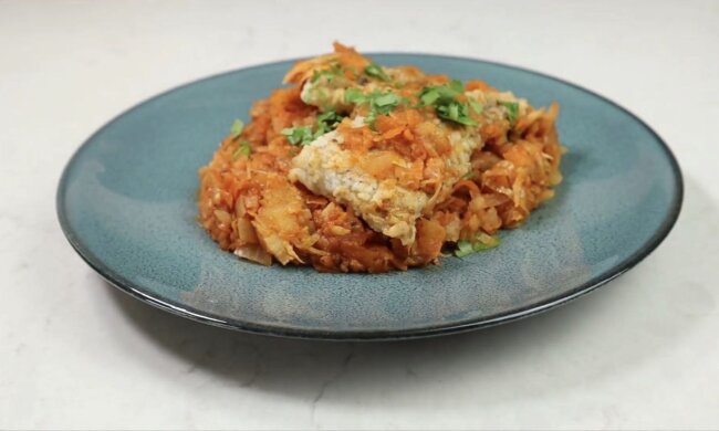 Риба по-грецьки: фото скрін Ютуб