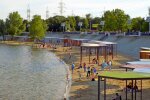 Буряк спустив на пляж в Запоріжжі 40 мільйонів, городяни прозріли - "Зроблено через ж**у"