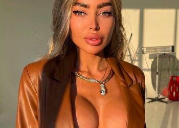 Альона Омович, instagram.com/alena_omovych