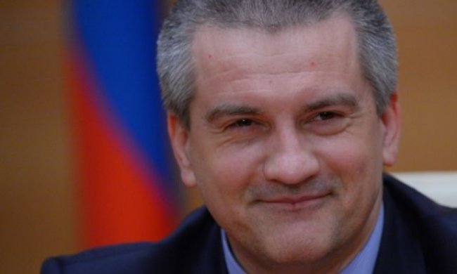 Аксенов грозит украинской власти трибуналом